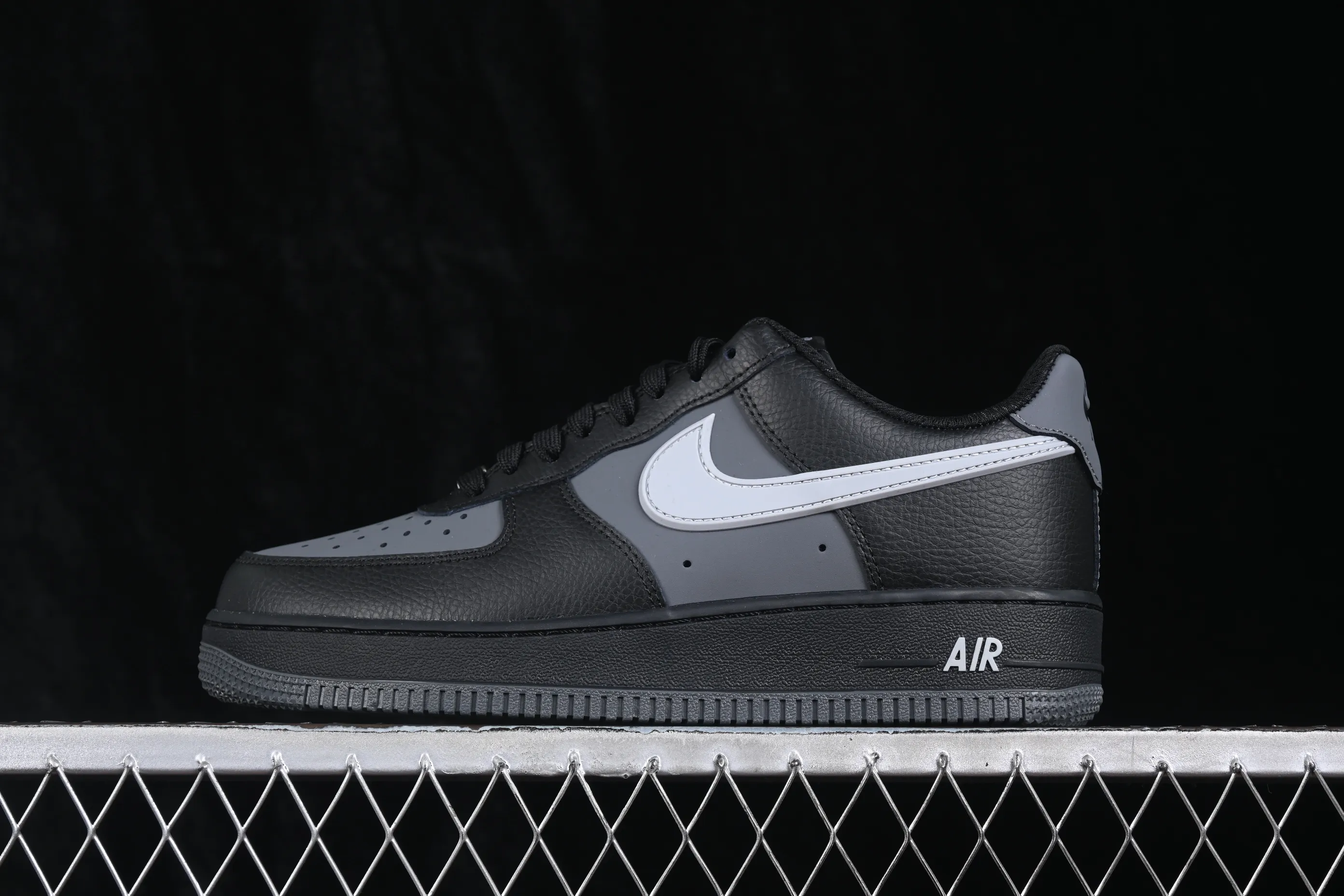 All categories Nk Air Force 1 Air Force series Nk Air Force 1 Low Air Force low-top Nike Air Force 1'07 Low Air Force 1 low-top casual sneakers IR1475-010